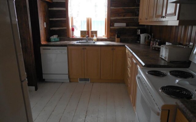 Chalets & appartements Au Chant De La Rivière