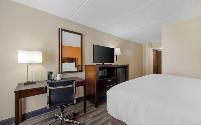 Spark by Hilton Kimball Hotel
