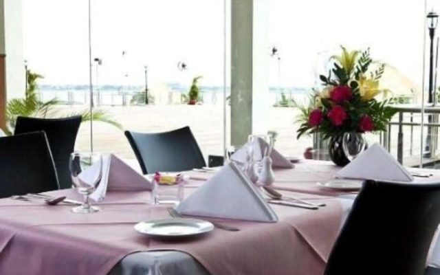 Hotel Cambodiana