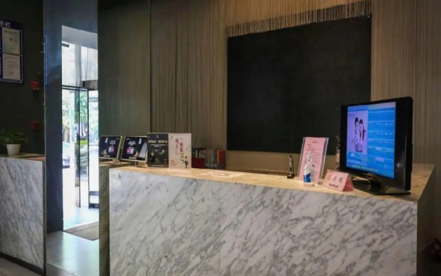 Jinjiang Inn Chengdu Baiguolin Railway Station