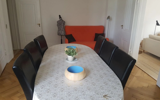 Classic Copenhagen City Apartment