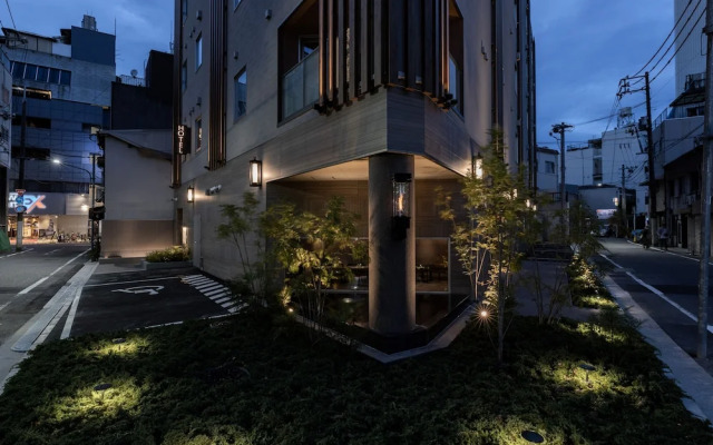 Y-HOTEL
