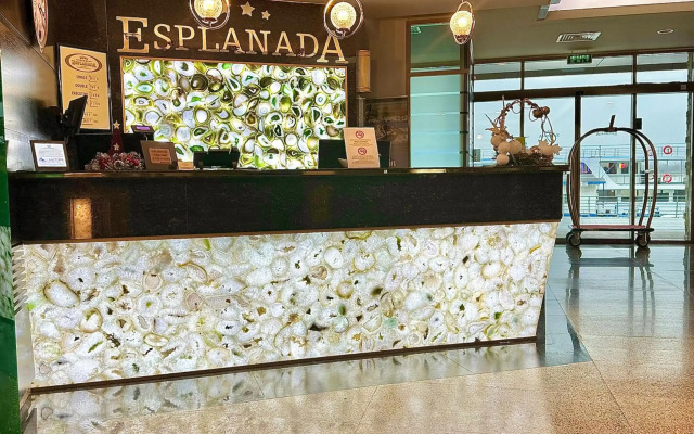 Esplanada Hotel