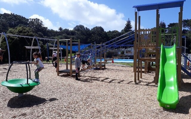 Opunake Beach Kiwi Holiday Park