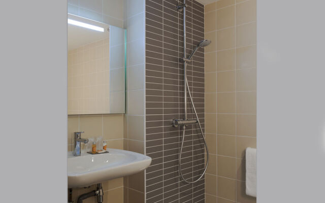 Hotel Les Flots - Chatelaillon Plage