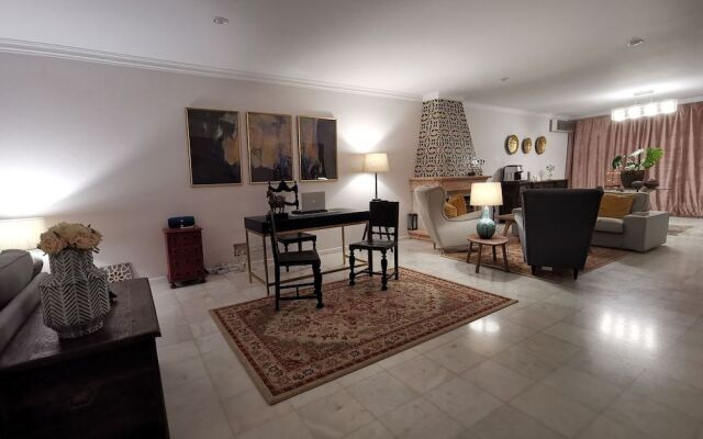 Vogue 23 Boutique Hotel in Cascais