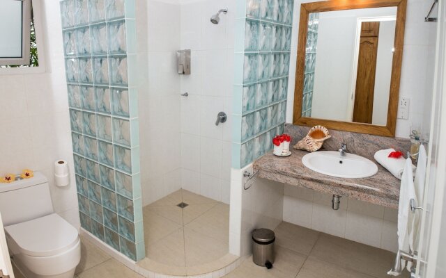 Marie-Laure Suites