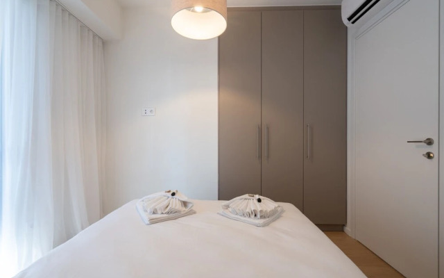 LIV Athinum 1 - Luxury Apartment 3A