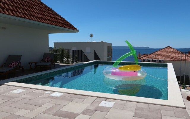 Viva-by the Sea-panorama Penthouse Seget Vranjica