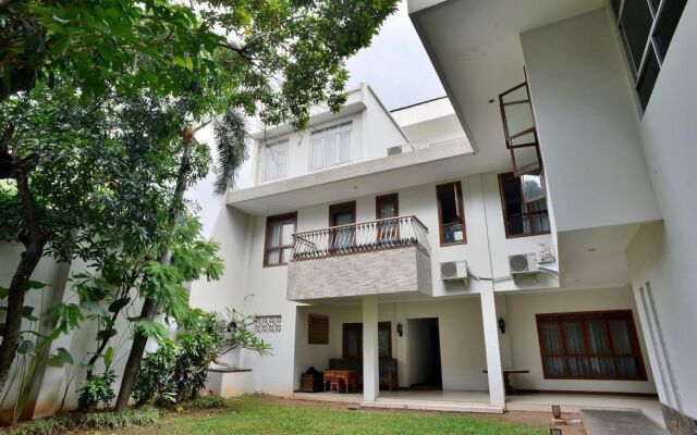 ZEN Rooms Basic Kelapa Dua Kebon Jeruk