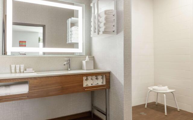 Hampton Inn & Suites Houston-Cypress Station