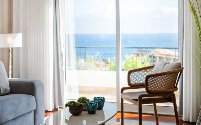 Exquisite Ocean Apartment by Madeira Sun T