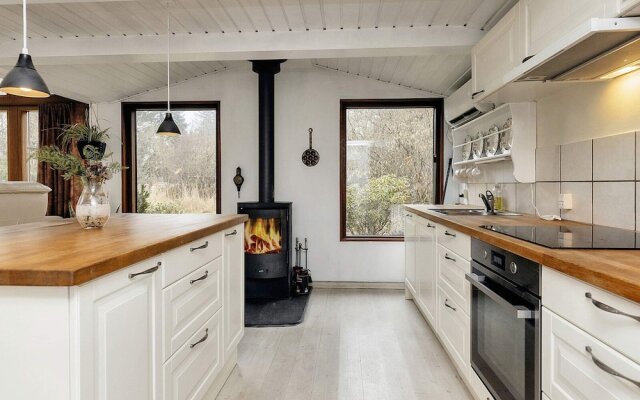6 Person Holiday Home in Bogense