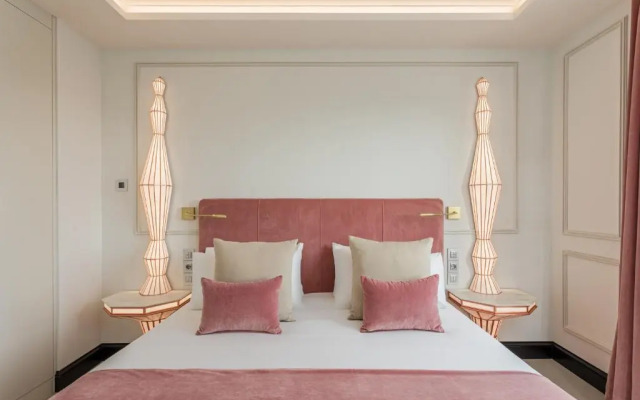 Room Mate Collection Gran Filippo, Rome-Fontana di Trevi