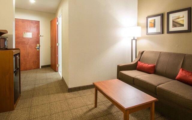 Comfort Suites Fort Pierce I-95