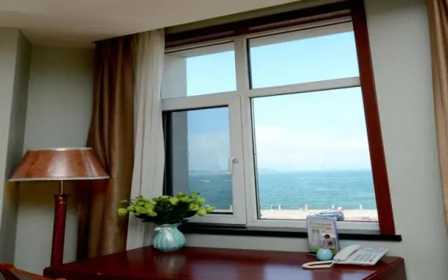 Shell Hotel (Yantaishan Beach)