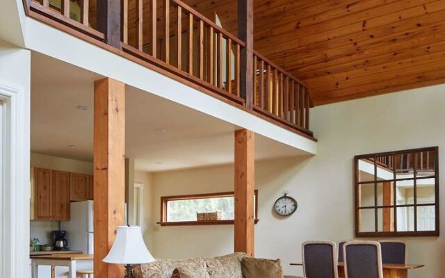 Sir Sam's Inn & Waterspa - Adults Only