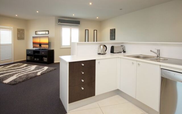 Pacific Blue Apartment 258, 265 Sandy Point Road