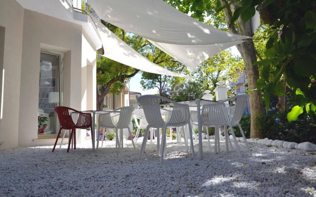 Petit Hotel