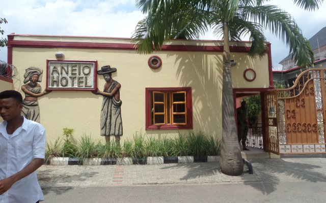 Aneio Hotel