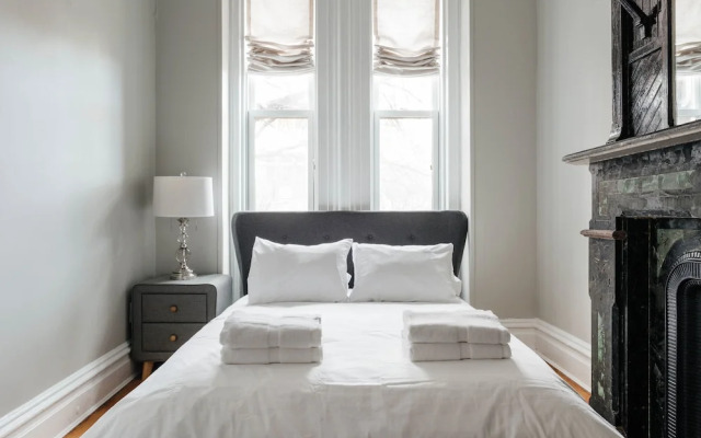 6 Bedroom Townhome Near NYC