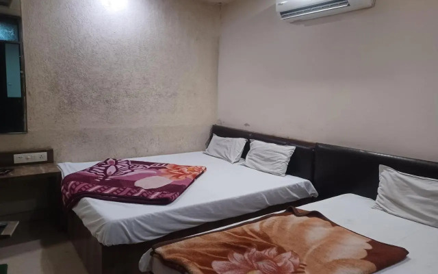 Hotel Avtar Palace