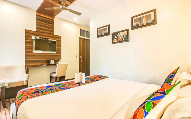 OYO 13614 Hotel Axis International