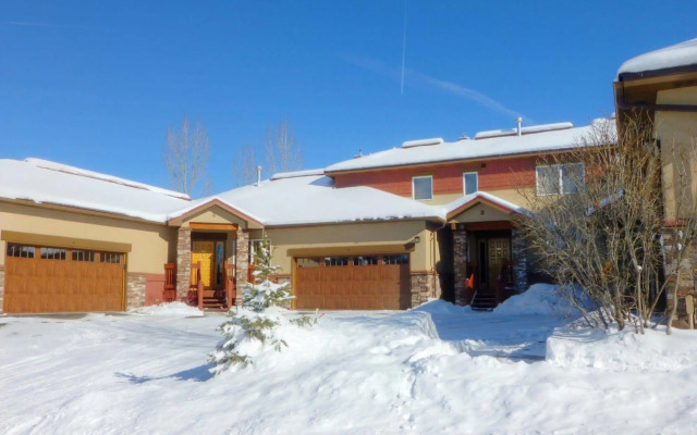 Cascades Townhomes by Steamboat Resorts