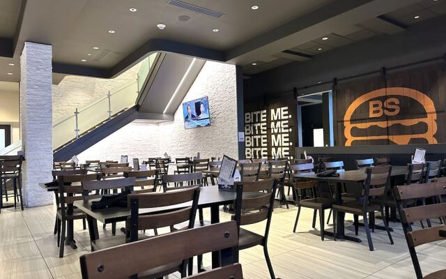 Embassy Suites By Hilton Kansas City Olathe