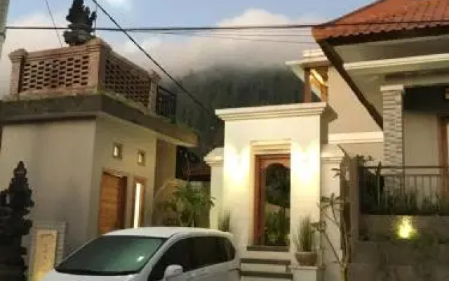 The Villa's Kubu Sandan