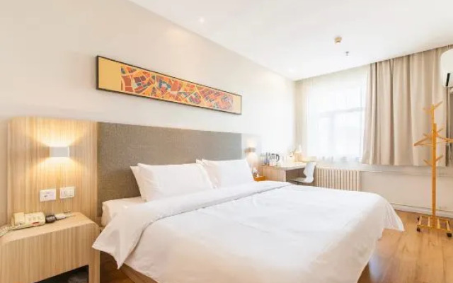 Riverside Apartment Hotel (Dalian Maritime University Shop)