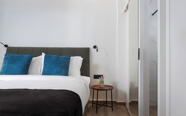 Glyfada Lux Olive Suites - Aura & Glow