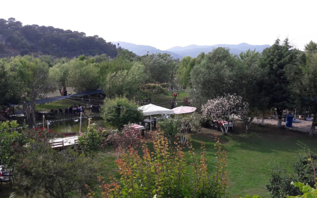 Otantik Tas Ev