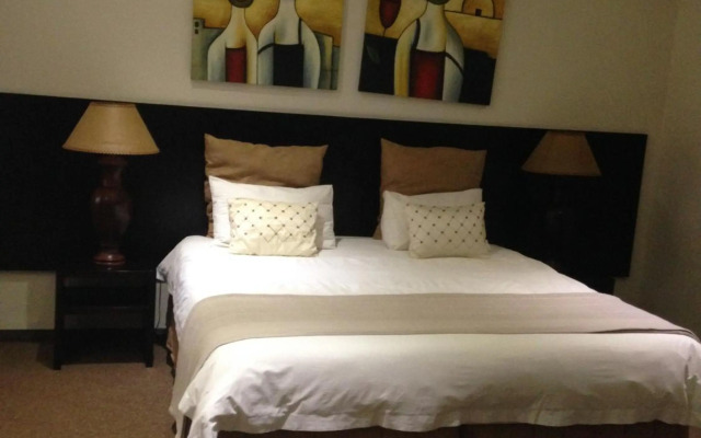 Waterfront Country Lodge