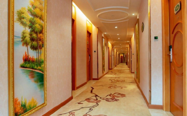 Vienna Hotel (Dongguan Dalang Bus Station)