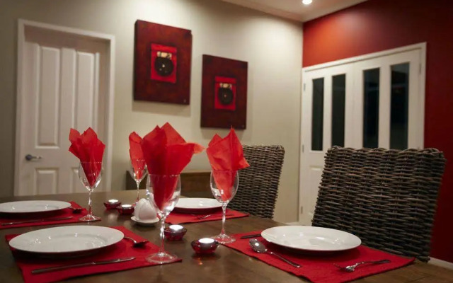 Orchid Grove Country Lodge