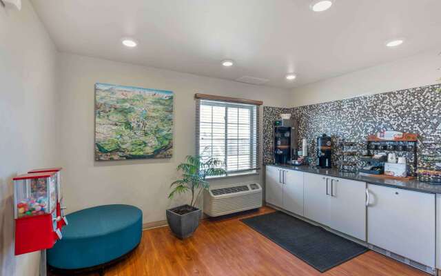 Extended Stay America Suites - Denver - Airport