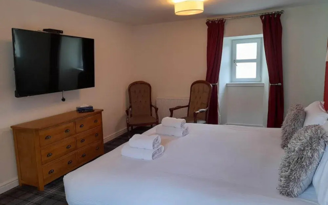 Rowan Tree Country Hotel