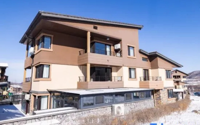 Xueren Nuandeng Apartment