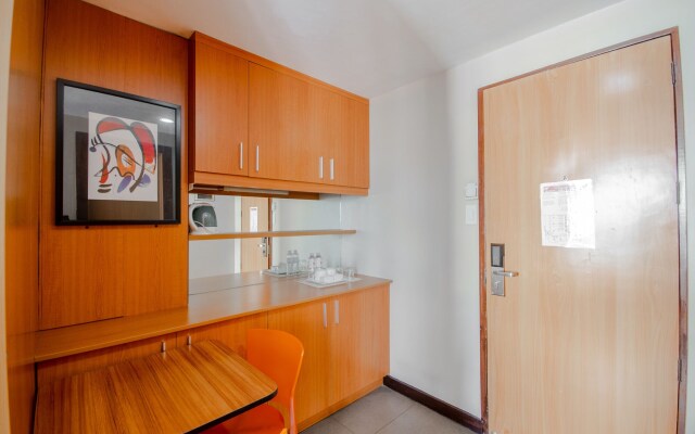 Fuente Oro Business Suites Cebu powered by Cocotel