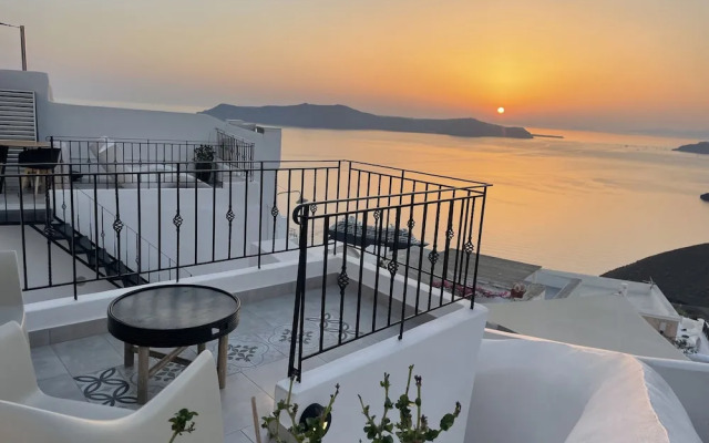 Doukas Caldera Suites Fira