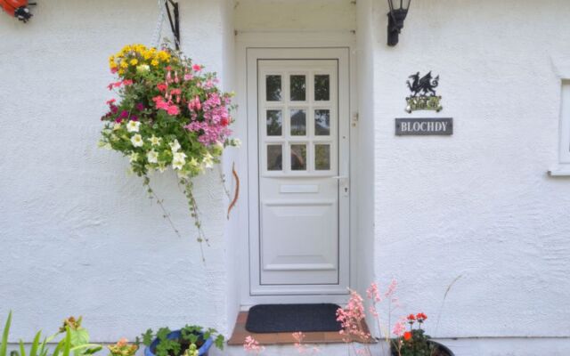 Caernarfon View Cottage