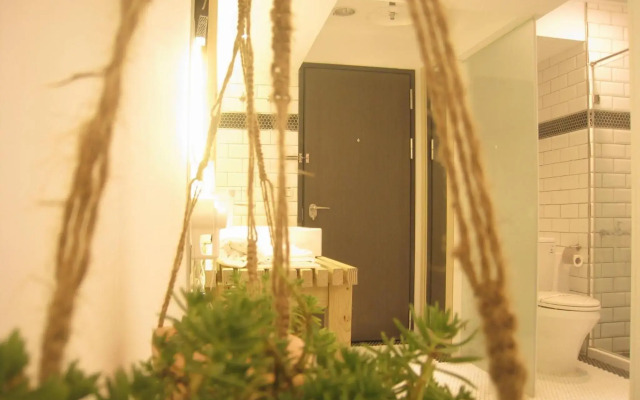 Formosa Boulevard Station Garden Hotel