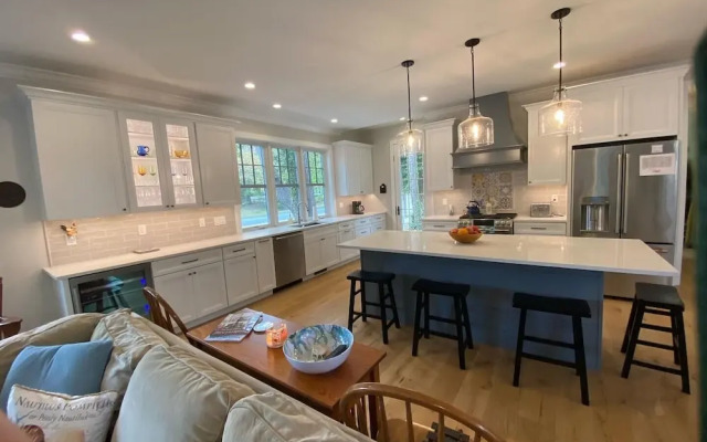 ST Lawrence Street 21