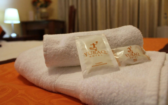Yuraq Hotel