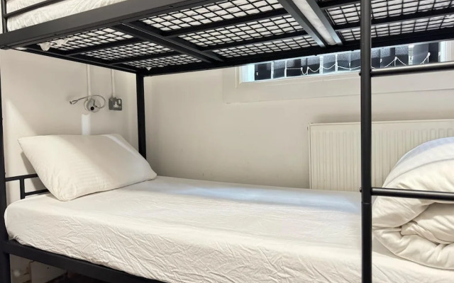 Rahman Hostel - Manchester