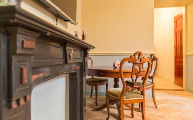 The Royal Suite Ii