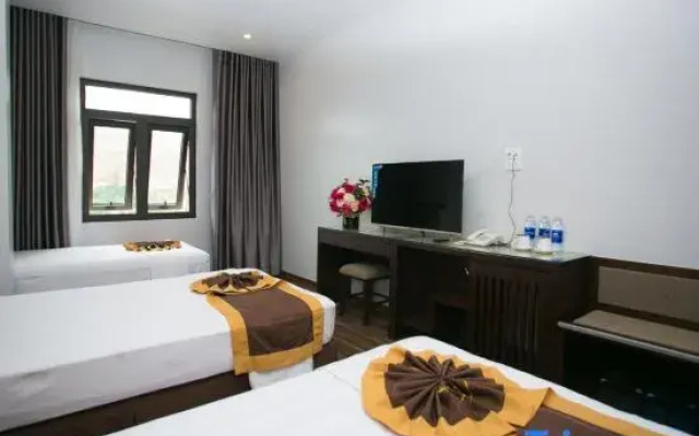 Moc Tra Hotel Bai Chay Ha Long