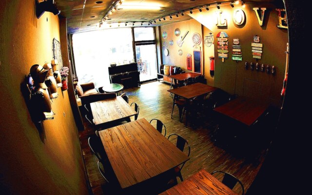 Time House Chain Hualien Train Station Hostel