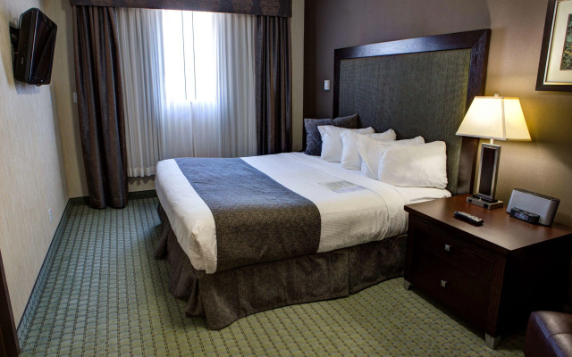 Coast Lethbridge Hotel & Conference Centre